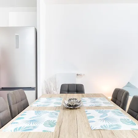 New Luxury - Private Underground Parking - M8 & Rer D * Maisons-Alfort