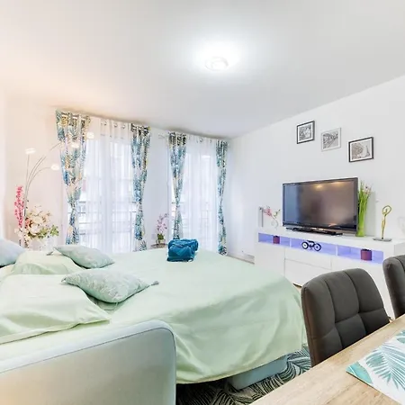 New Luxury - Private Underground Parking - M8 & Rer D Maisons-Alfort
