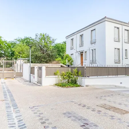 New Luxury - Private Underground Parking - M8 & Rer D * Maisons-Alfort